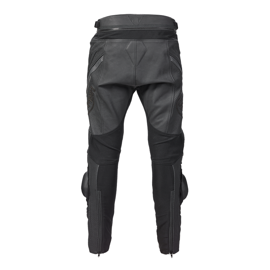 https://triumph.euwest01.umbraco.io/media/2719/mljs2204_triple_perf_pants_gallery_ss22_2.png