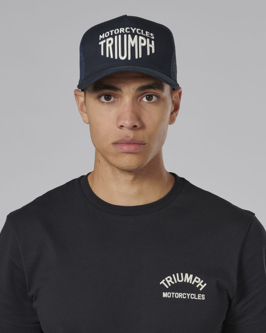 https://triumph.euwest01.umbraco.io/media/4587/mcas24303_clo_24_dealermerch_ellis_cap_1.jpg