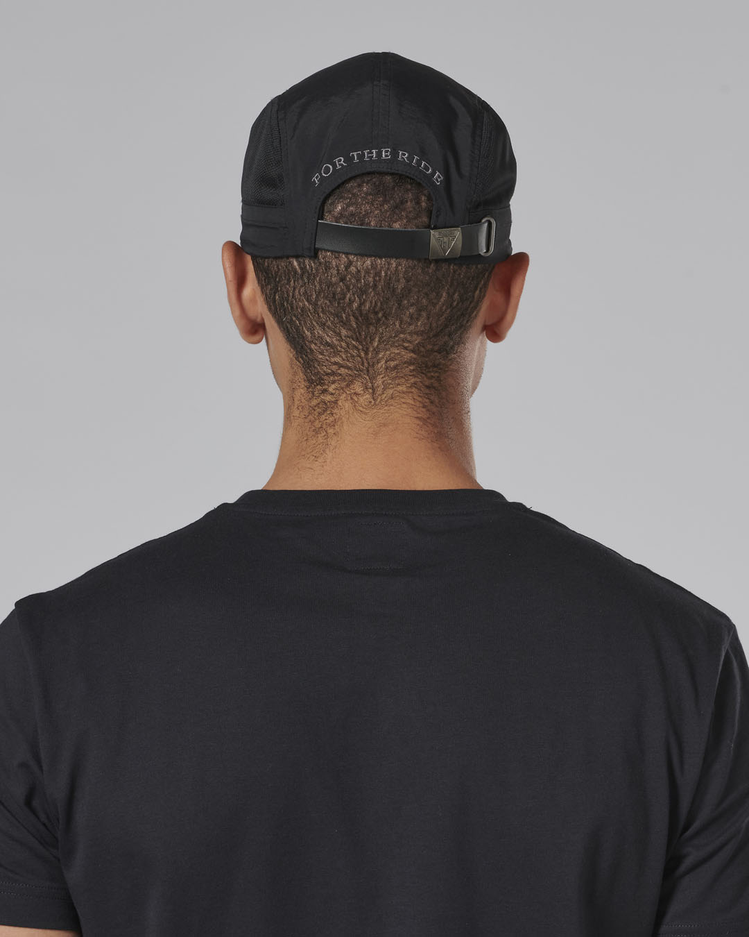 https://triumph.euwest01.umbraco.io/media/4601/mcas24307_clo_24_dealermerch_foldable_cap_2.jpg