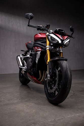 Speed Triple 1200 RS