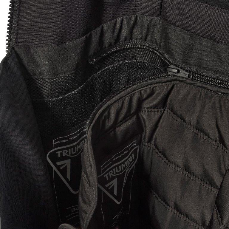 https://triumph.euwest01.umbraco.io/media/5661/mtjs25003_welland_gtx_bib_pants_clo_2025_adventure__10.jpg