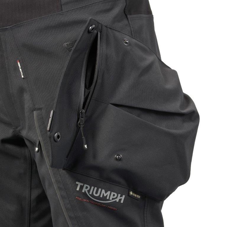 https://triumph.euwest01.umbraco.io/media/5665/mtjs25003_welland_gtx_bib_pants_clo_2025_adventure__5.jpg