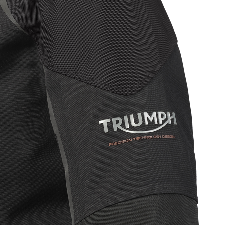 https://triumph.euwest01.umbraco.io/media/5781/mtps25001_leith2_jacket_clo_2025_adventure__6.png