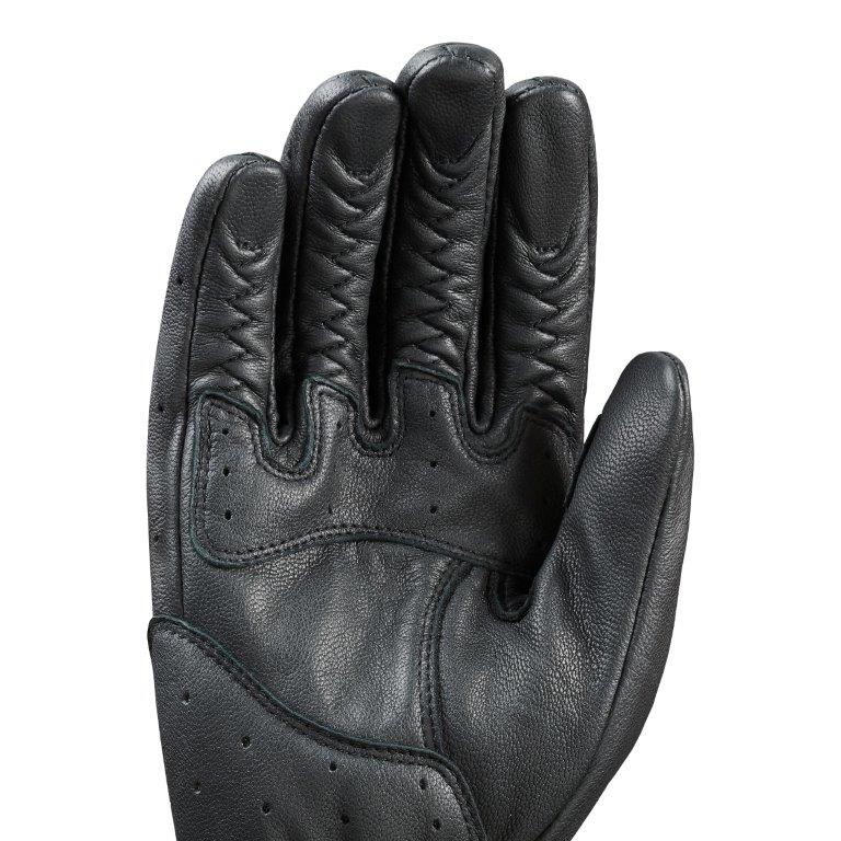 https://triumph.euwest01.umbraco.io/media/6135/mgvs25504_blackjack_glove_clo_2025_modernclassics__4.jpg