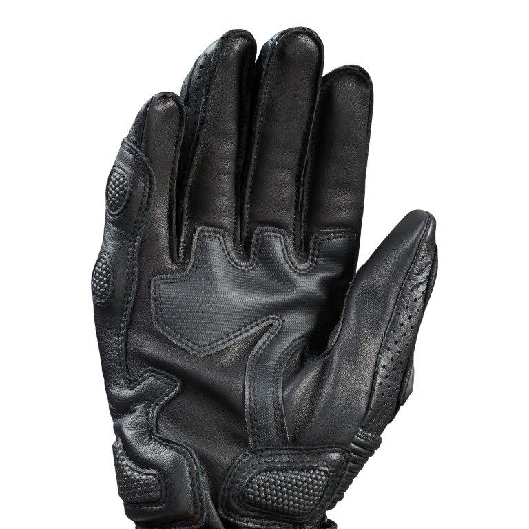 https://triumph.euwest01.umbraco.io/media/6321/mgvs25513_polaris_glove_clo_2025_roadster__7.jpg