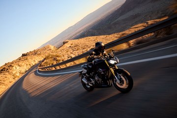 SPEED TRIPLE RS: CON VOUCHER ACCESSORI O ABBIGLIAMENTO INCLUSO