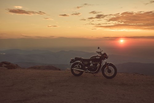 Gamma Bonneville T100