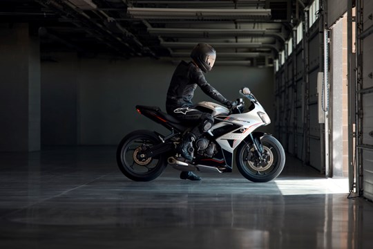 PERFORMANCE DA SPORTSBIKE