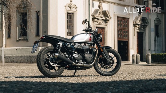 SPEED TWIN 900: TUA DA SUBITO, ANTICIPANDO LA META'.