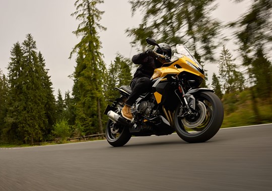 TIGER SPORT 800: CON SPORT PACK INCLUSO NEL PREZZO